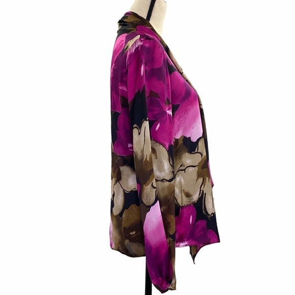 NEW Directions Floral Tie-Neck Blouse Size Medium - Picture 7 of 10